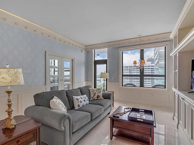 10185 Collins Ave #Penthouse 23 — Photo 7
