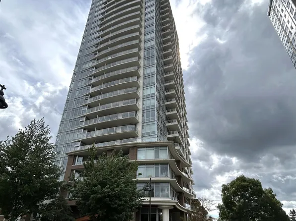 3102 Windsor Gate #307, Coquitlam, BC V3B 0J3