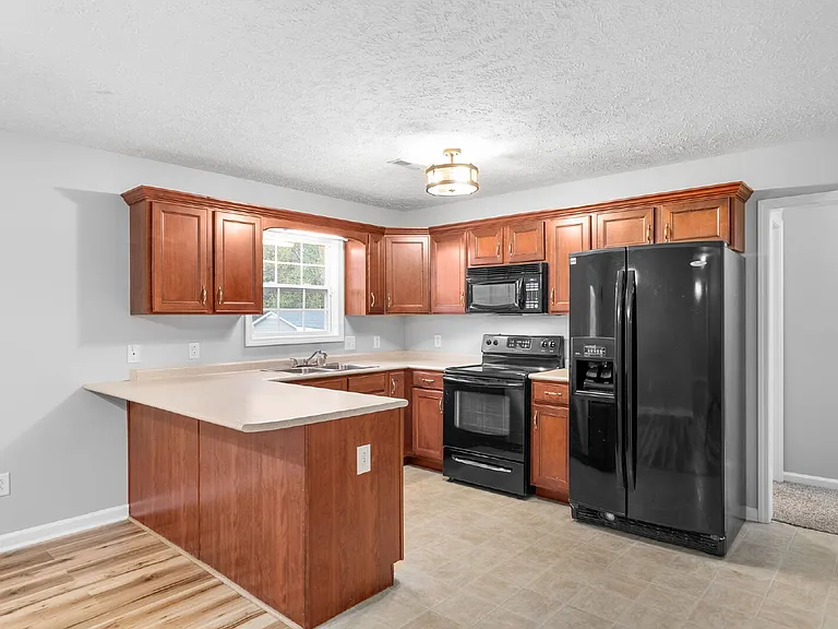 1626 Autumn Dr — Photo 12