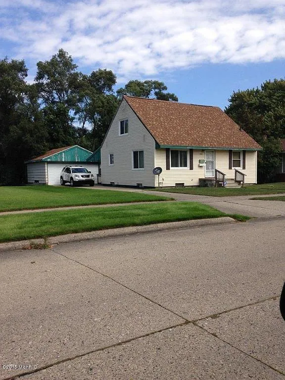 1036 Allen Ave photo 1