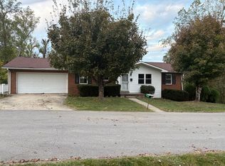 1604 Summit Dr W, Charleston, WV 25302