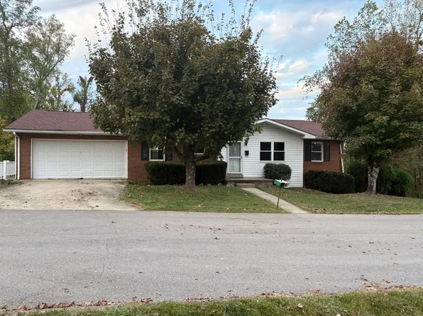 1604 Summit Dr W, Charleston, WV 25302