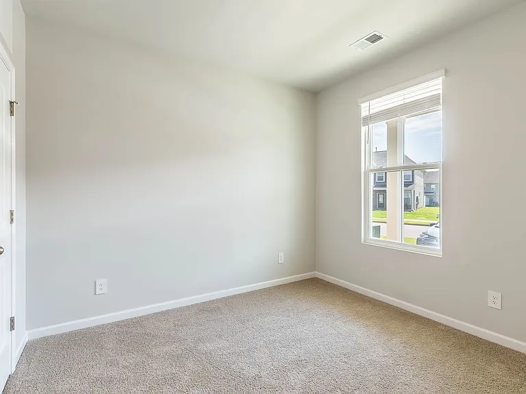 626 Longtail Ln — Photo 25