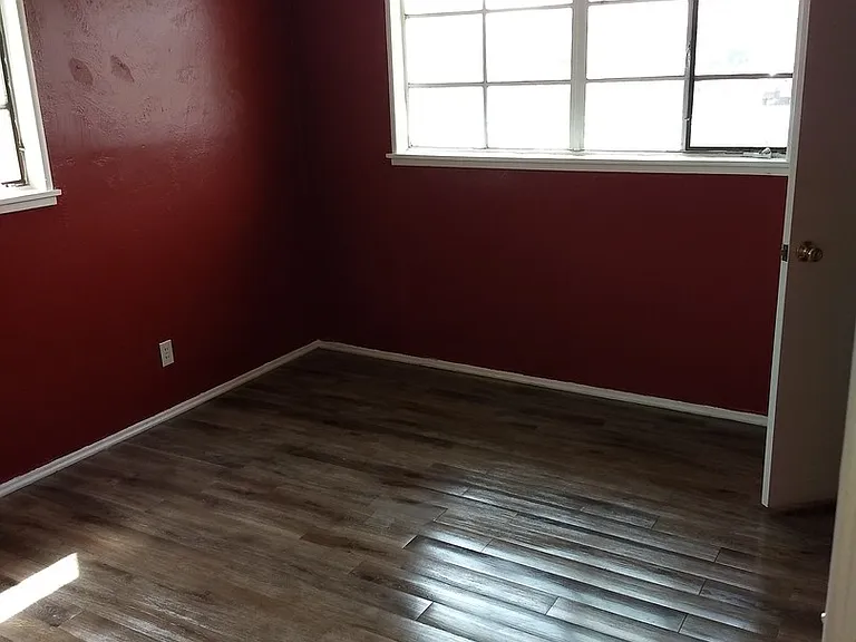 920 Gardenia St — Photo 16