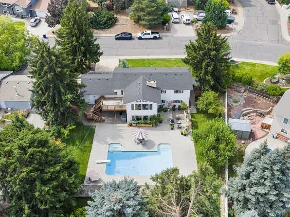 164 Hills West Way, Richland, WA 99352