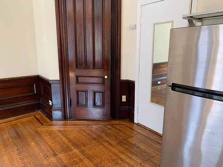307 Beacon St #2 — Photo 8