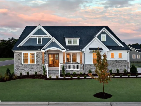 225 Daydream Xing, Fuquay Varina, NC 27526