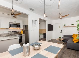 320 10th Ave NE APT 4, Saint Petersburg, FL 33701