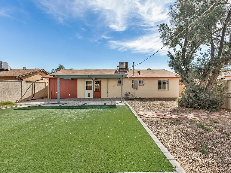 3234 E Friess Dr — Photo 25