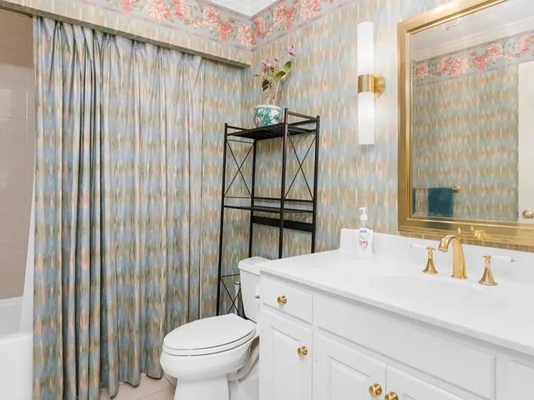 Bathroom #1