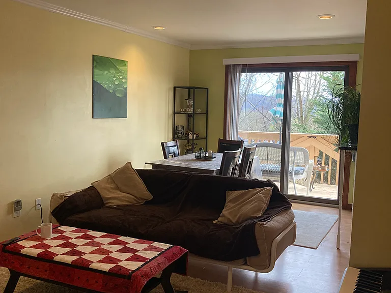 516 Guyasuta Rd — Photo 10