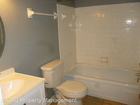 4th image of 1698 Stuckey Ave APT 18