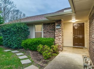 3019 Panhandle Dr, Grapevine, TX 76051
