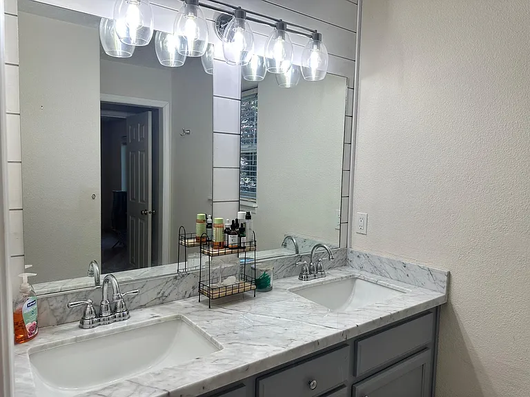 Bathroom2