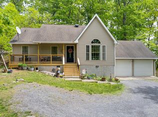 286 Trapper Ridge Ln, Hedgesville, WV 25427