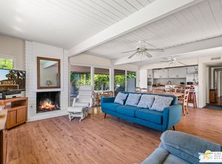 697 S Beverly Dr, Palm Springs, CA 92264