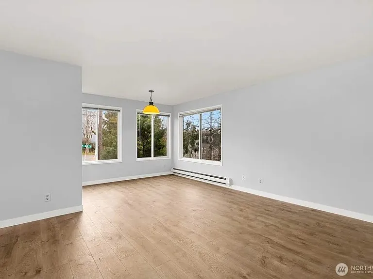 3660 Whitman Ave N #2 — Photo 11