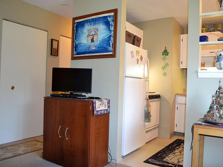 Willo Vu Apartments of Eastlake — Photo 4