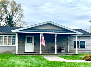 34 Elizabeth St, Whitehall, NY 12887