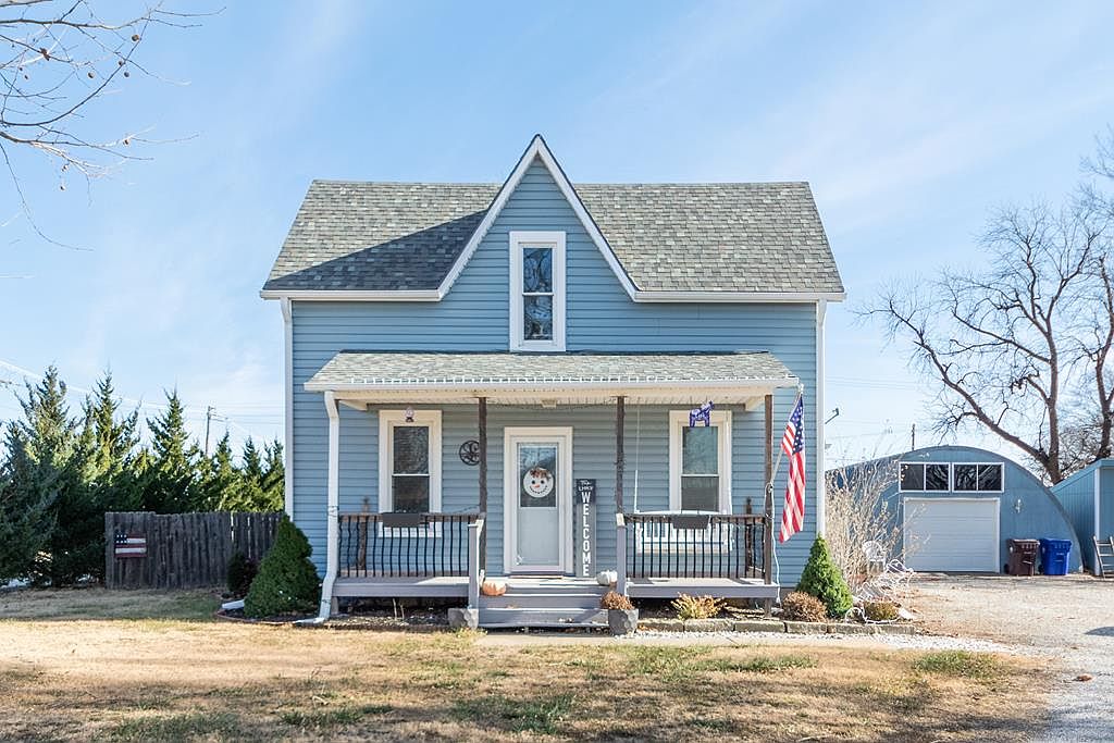 450 N Roosevelt St, KS 67456 Zillow