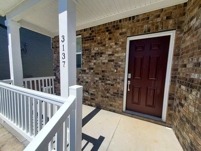 3137 Bromley Way — Photo 2
