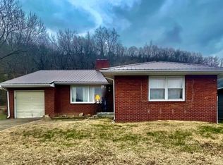 1209 S 10th St, Ironton, OH 45638