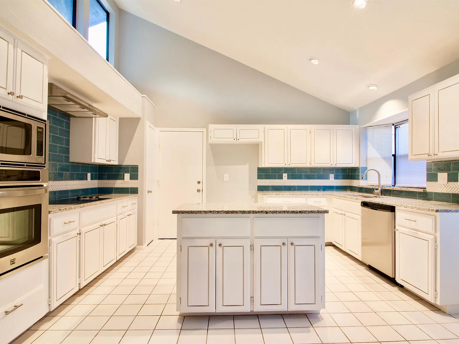 1806 Encino Bend - 1 — Photo 3