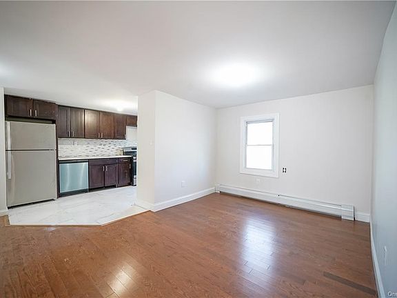 5th image of 134 Depew Ave #B