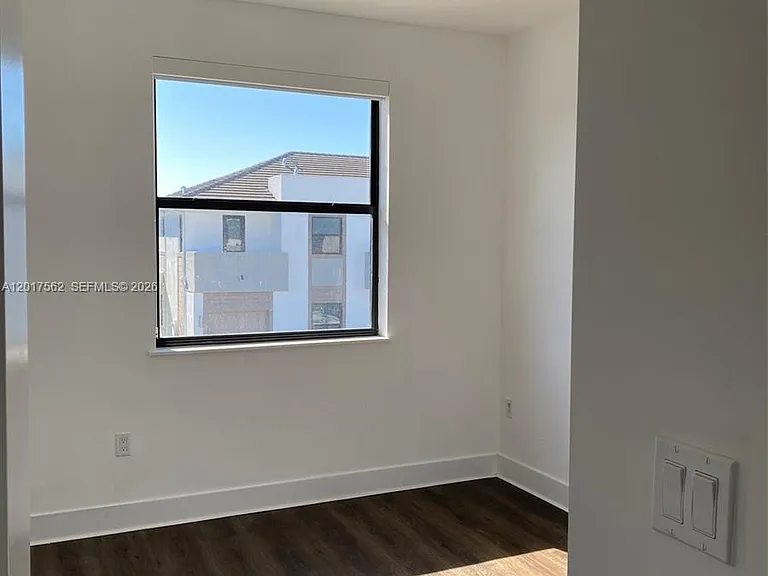 10505 SW 118th Ave #10505 — Photo 5