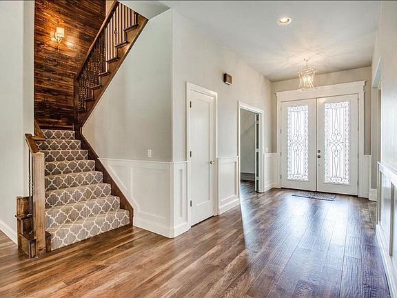 2nd image of 4624 Roundup Rd