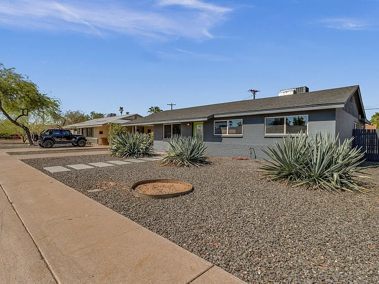 7408 E Beatrice St — Photo 27