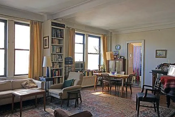 Sold by Ann Ferguson, LLC | media 17