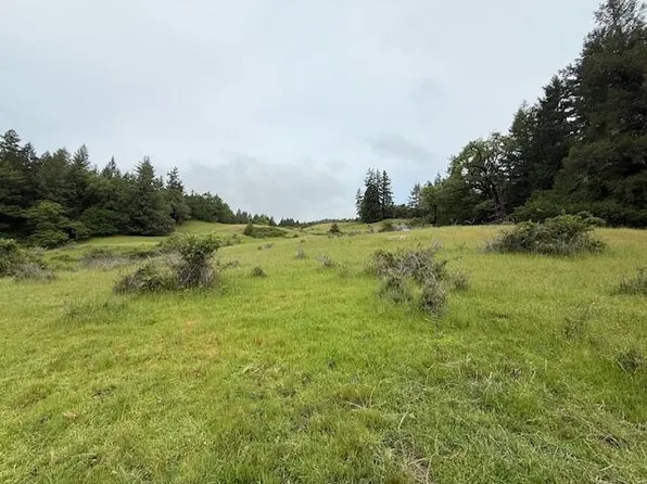 33875 Alderpoint Rd, Blocksburg, CA 95514
