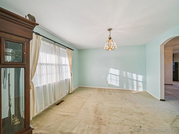 5th image of 3331 S 125th East Ave