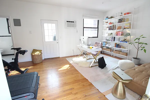 Rented by Luxor Homes & Investment Realty | media 29