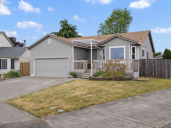 2nd image of 13810 NE 89th Cir