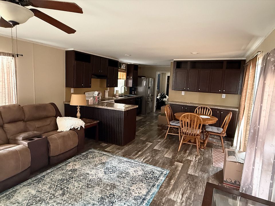 1st image of 634 County Road 303 W