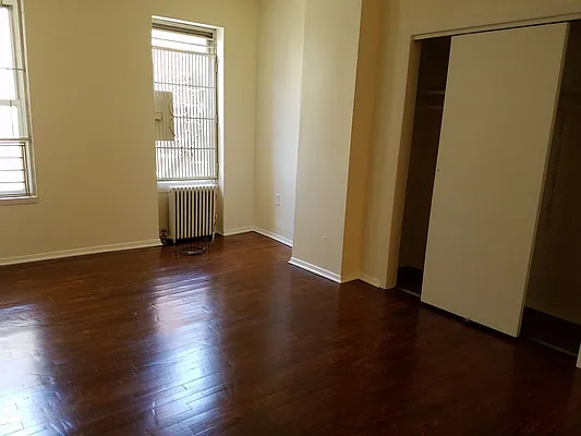 Rented by Compass | media 34