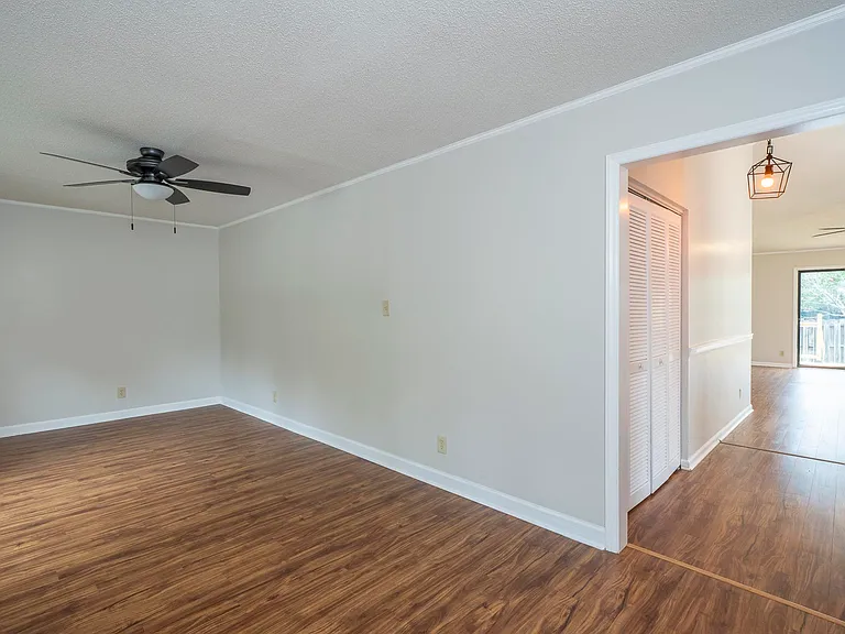 4 Baytree Ct #A — Photo 6