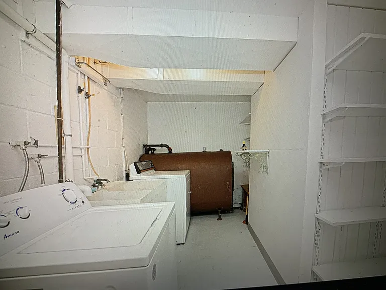 526 Williams Rd — Photo 31