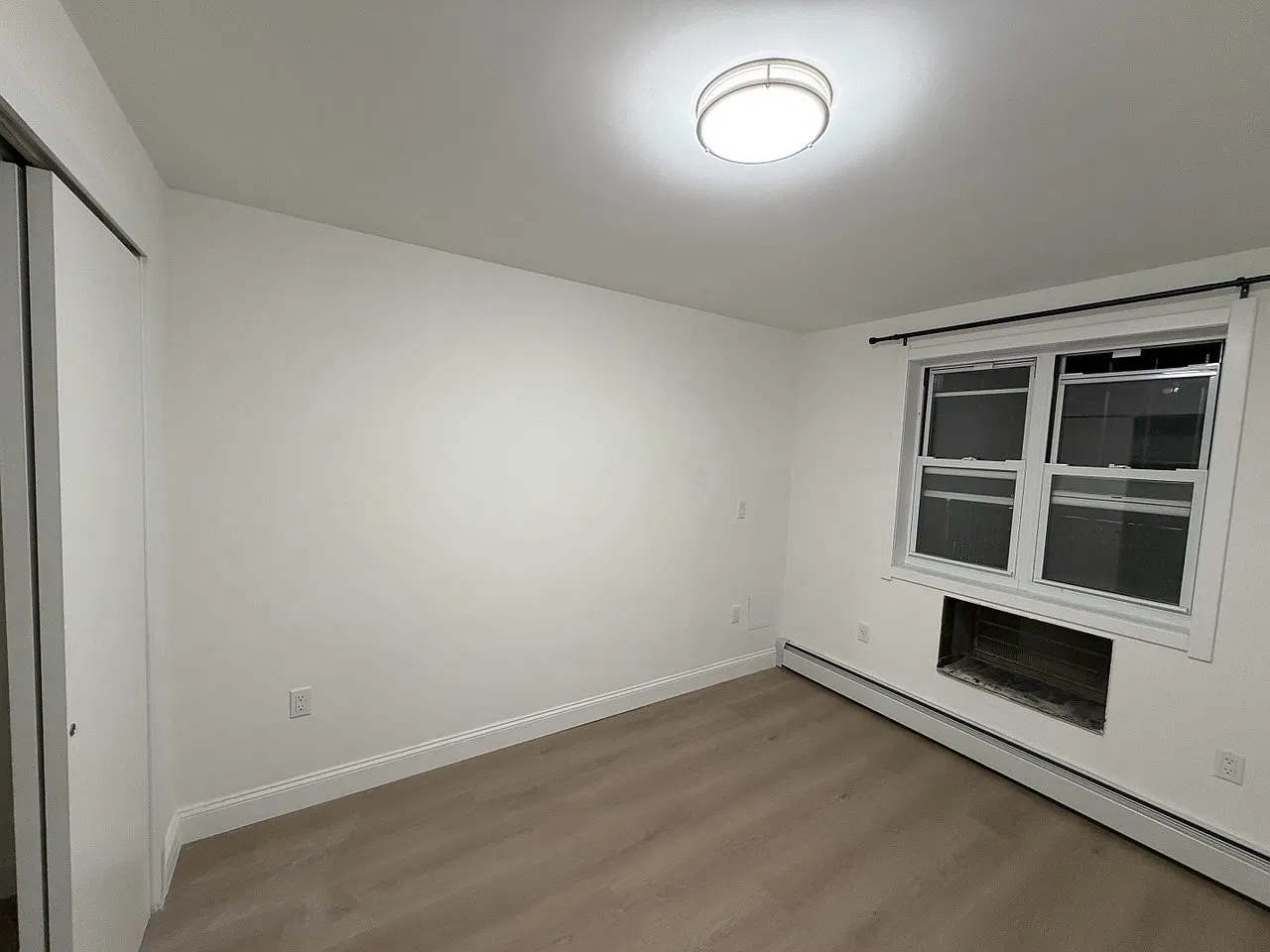 3 bed, $3,200 — Photo 2