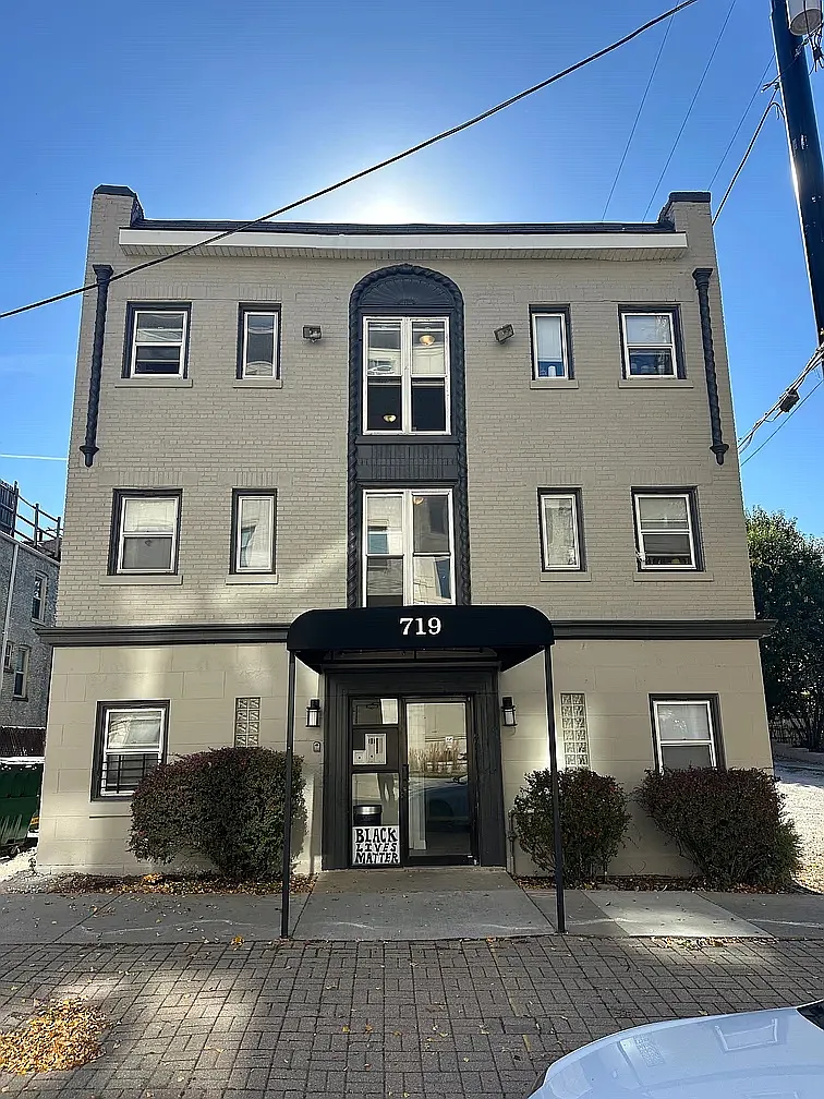 1 bed, 565 sqft, $1,195 — Photo 1