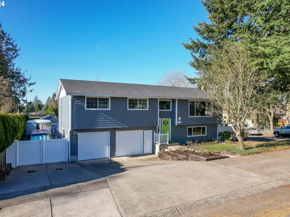 3895 SE Pelton Ave, Troutdale, OR 97060