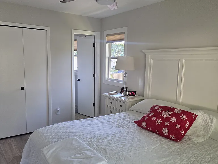 6310 Squire Dr NE — Photo 12