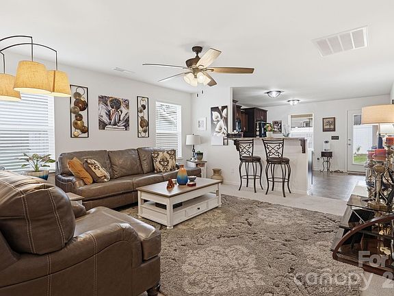 5th image of 1707 Sawtooth Ct