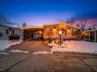 27202 Cook Rd UNIT 95, Olmsted Twp, OH 44138