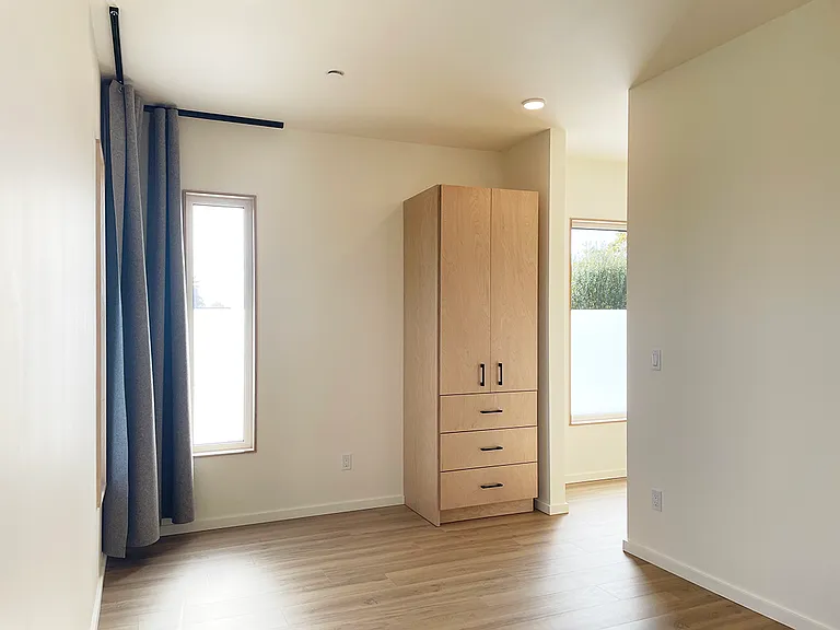 1614 6th Ave #201 — Photo 13