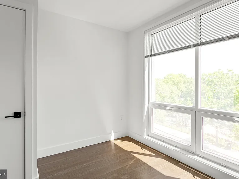 2415 37th St NW #205 — Photo 22
