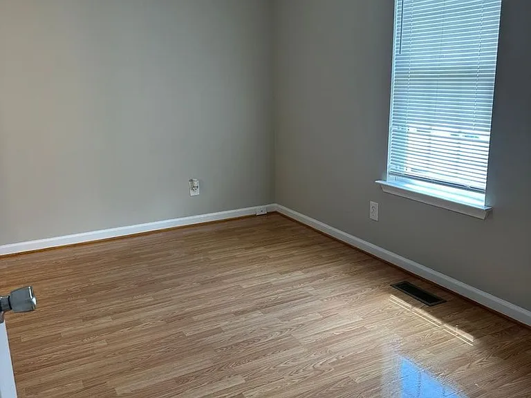 1900 Peaceful Brook Dr — Photo 26