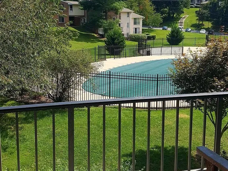 2515 Baltimore Rd — Photo 2